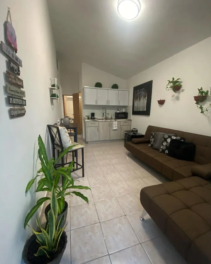 Jardines Home Trujillo Alto